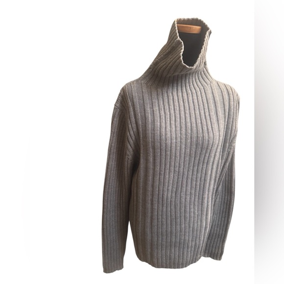 MERINO WOOL ITALMODE Women’s Gray Ribbed Long Sleeve V Neck Sweater Size XL EUC - Picture 10 of 14